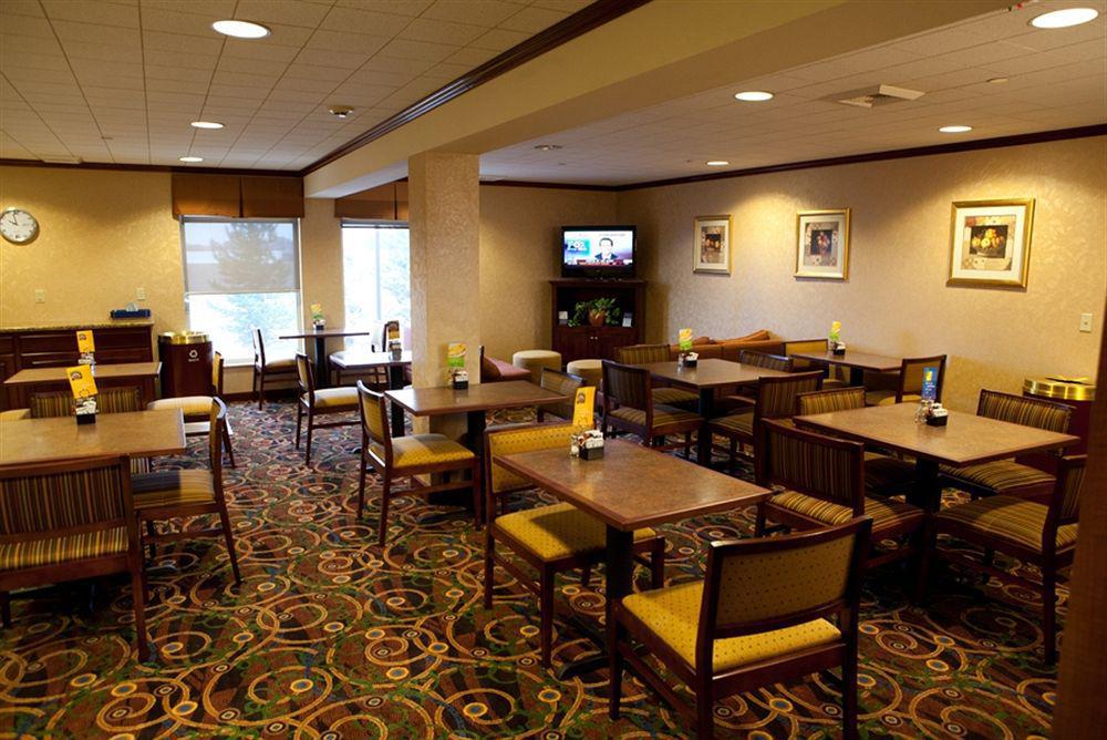 Holiday Inn Express Hotel & Suites Richland Restoran gambar